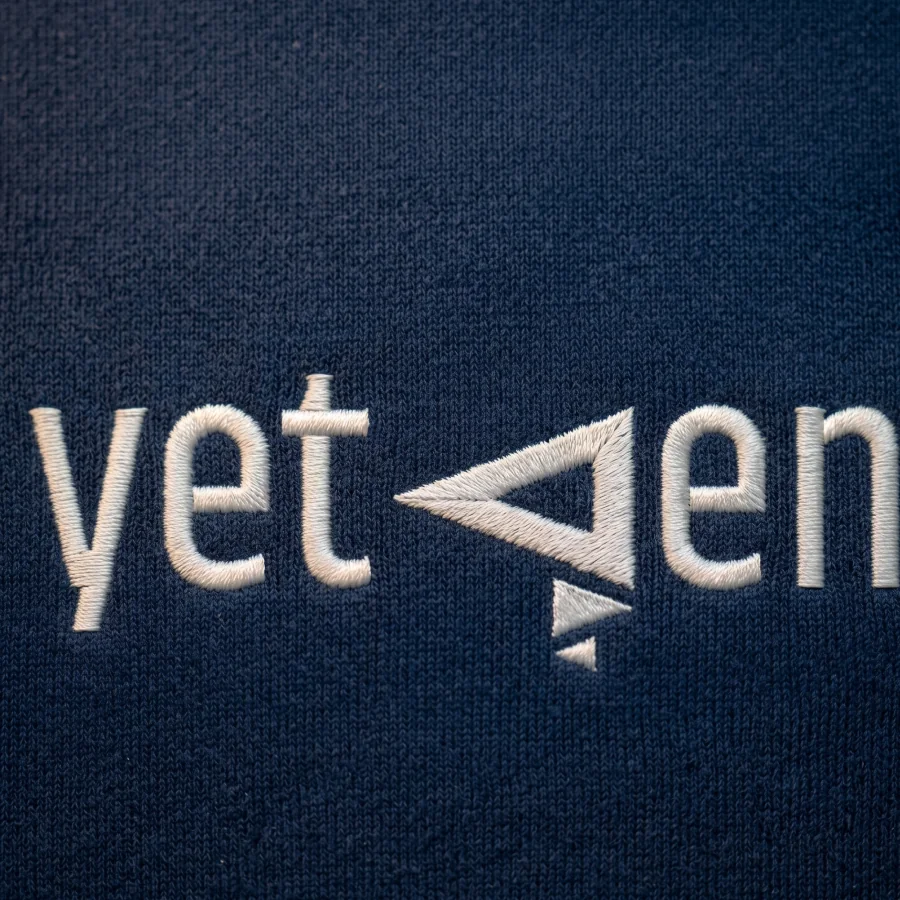 Yüksek Kaliteli Nakış Logo Uygulaması
